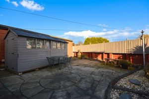 Photo 16- click for photo gallery